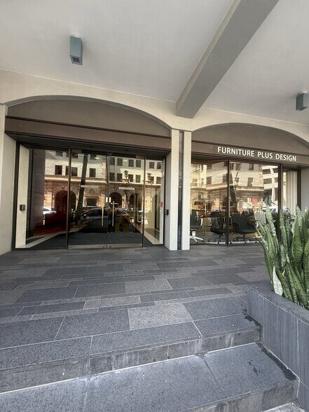 700 Bishop St, Honolulu, HI à louer - Photo du bâtiment - Image 2 de 3