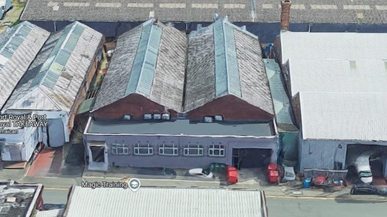 265 Water Rd, Wembley à vendre Photo du bâtiment- Image 1 de 3