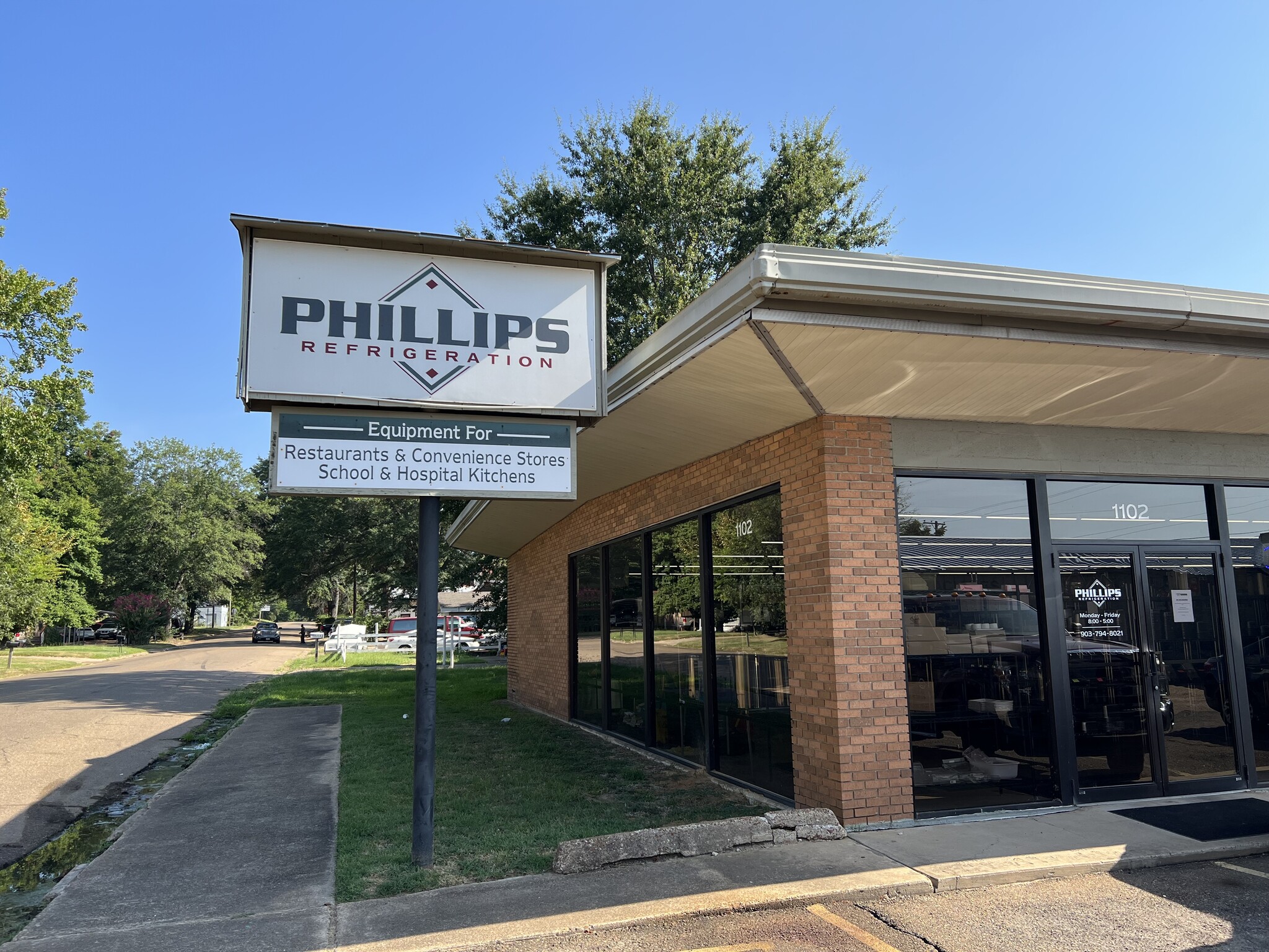 1102 Bowie St, Texarkana, TX for lease Primary Photo- Image 1 of 2