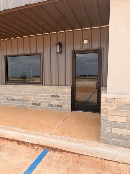 5113 Ditto Ln, Wichita Falls, TX à louer - Photo du bâtiment - Image 3 de 7