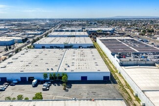 Plus de détails pour 2501-2551 S Alameda St, Los Angeles, CA - Industriel à louer