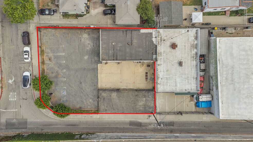 411 E Rosecrans Ave, Compton, CA à vendre - Photo principale - Image 1 de 1