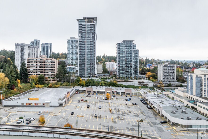 435-455 North Rd, Coquitlam, BC à vendre - Aérien - Image 3 de 3