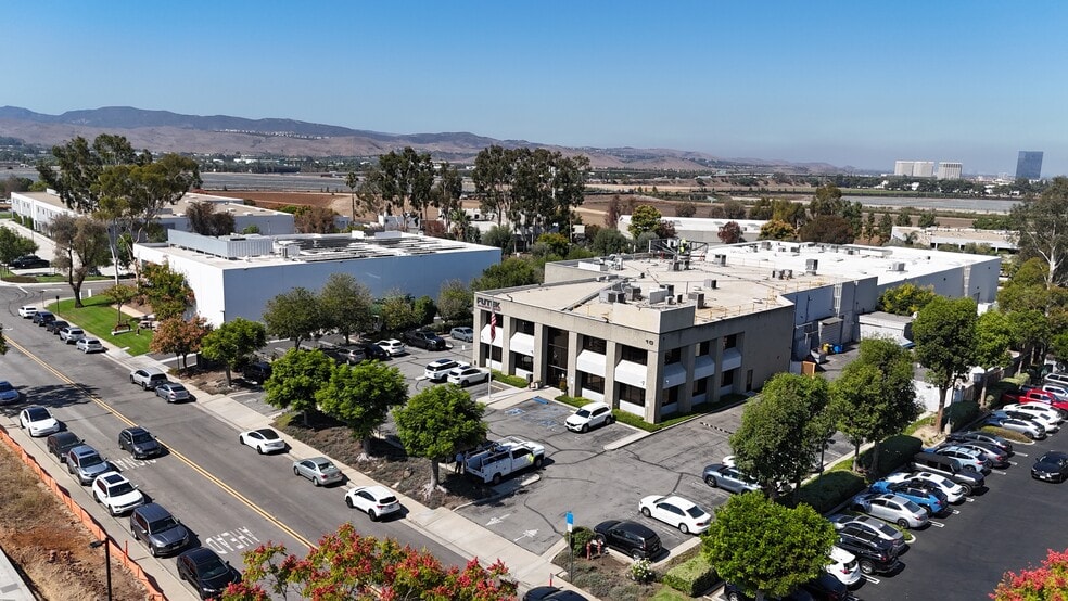 10 Thomas, Irvine, CA for sale - Building Photo - Image 2 of 9