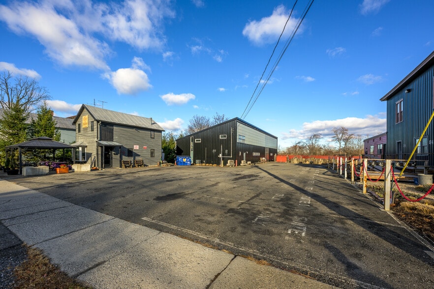 78-90 Green St, Hudson, NY for sale - Building Photo - Image 3 of 41