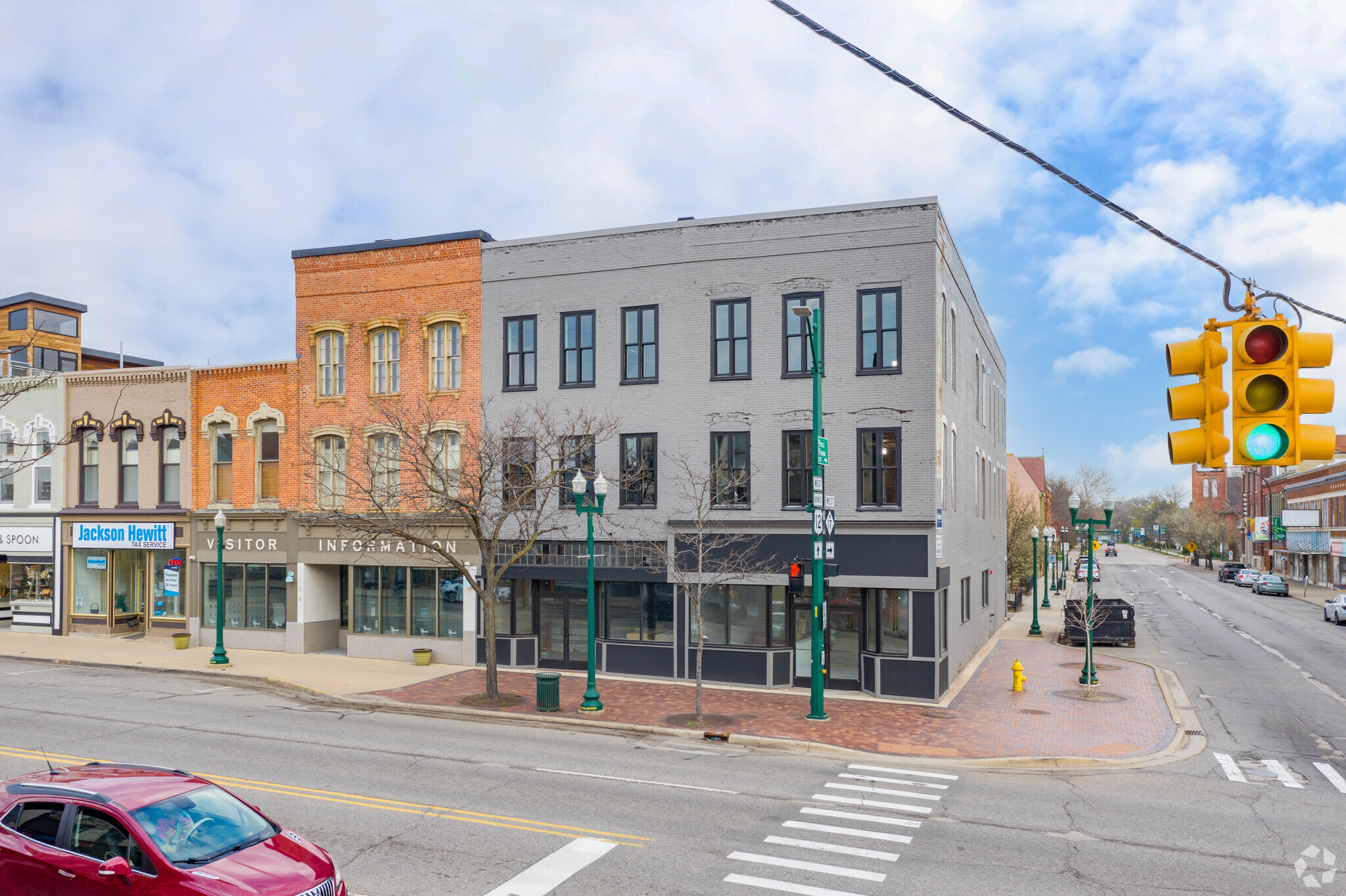 100-102 W Michigan Ave, Ypsilanti, MI for lease Primary Photo- Image 1 of 4