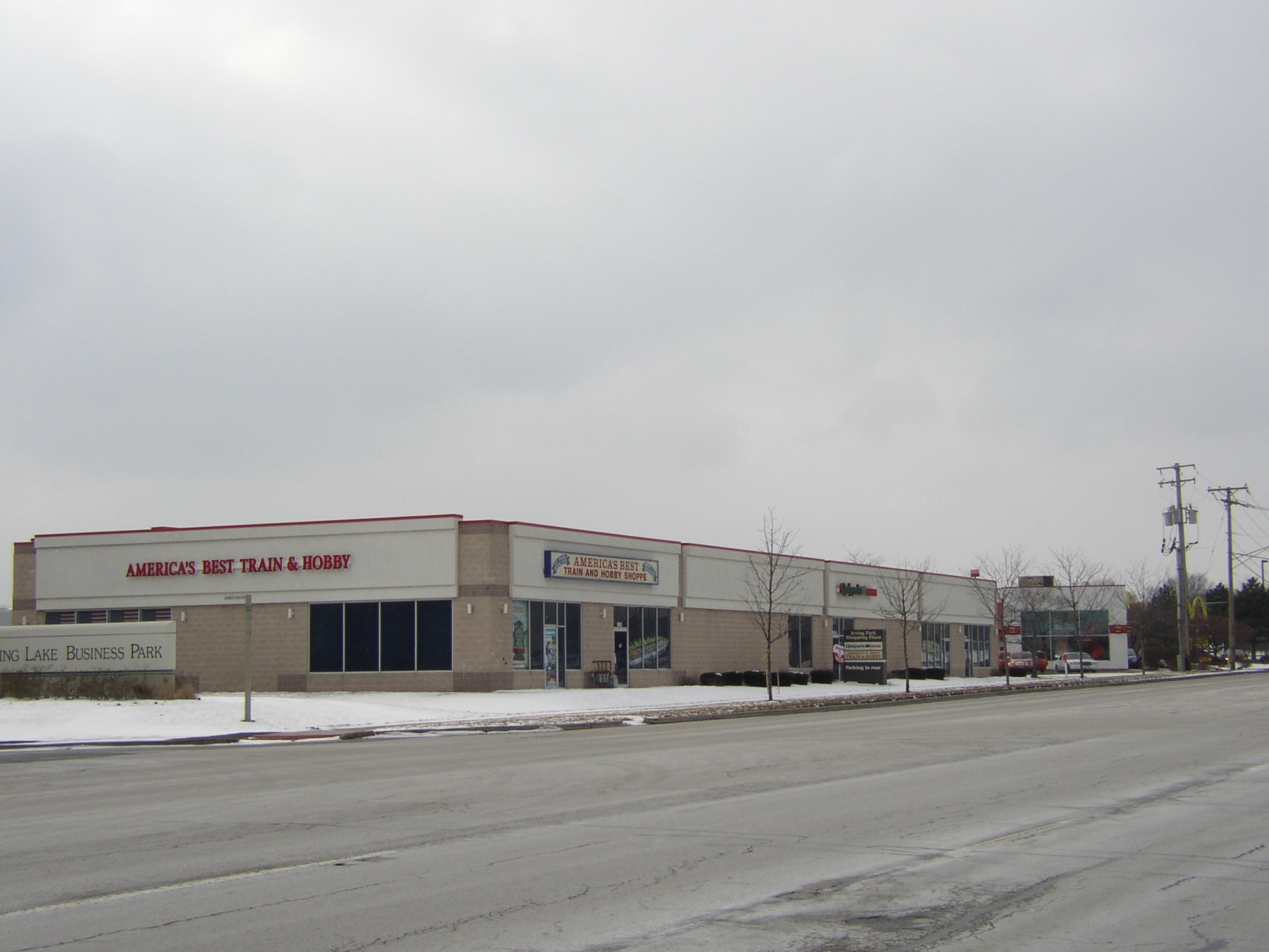 865-895 Maplewood Dr, Itasca, IL for lease Building Photo- Image 1 of 4