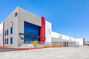 Sloan Logistics Center - Entrepôt