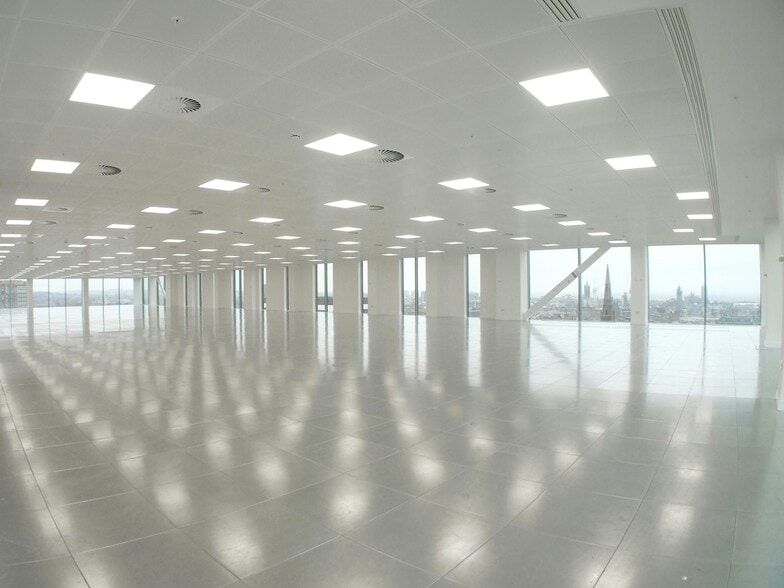 Union St, Aberdeen for lease - Interior Photo - Image 1 of 27