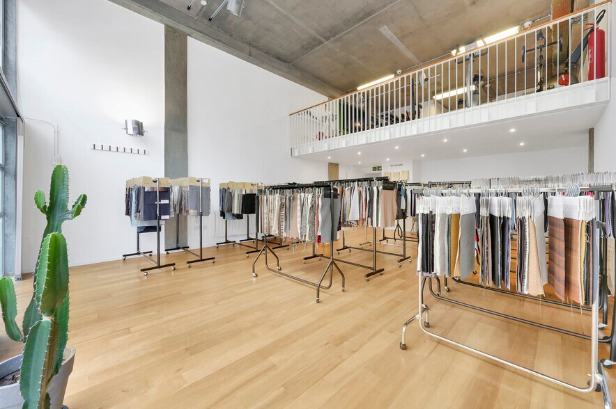 23 Wenlock Rd, London for lease - Building Photo - Image 3 of 7