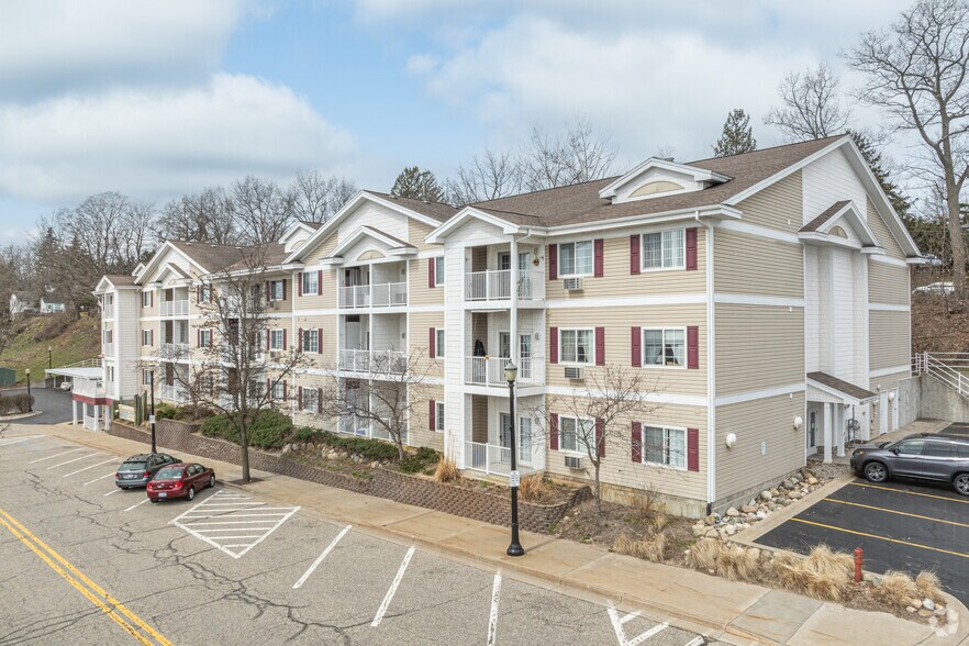 8673 Ferry St, Montague, MI for sale - Building Photo - Image 2 of 4