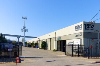 Plus de détails pour 1552 Beach St, Oakland, CA - Industriel à vendre