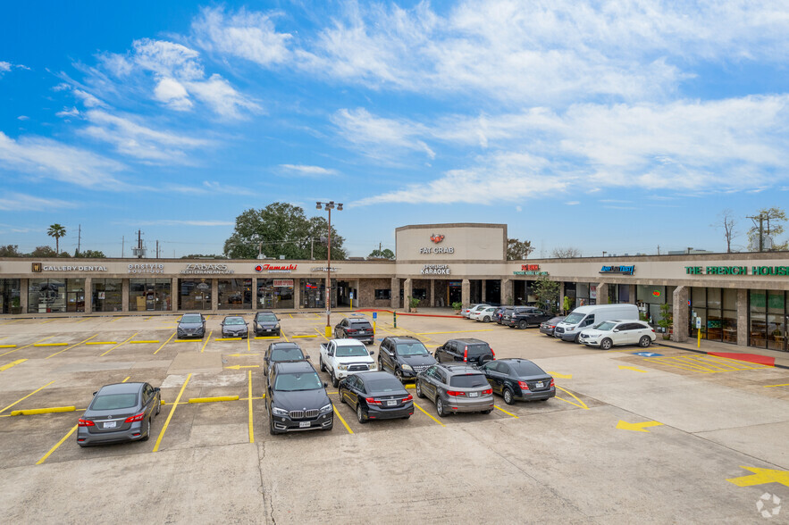 5901 Westheimer Rd, Houston, TX à louer - Photo du bâtiment - Image 3 de 16