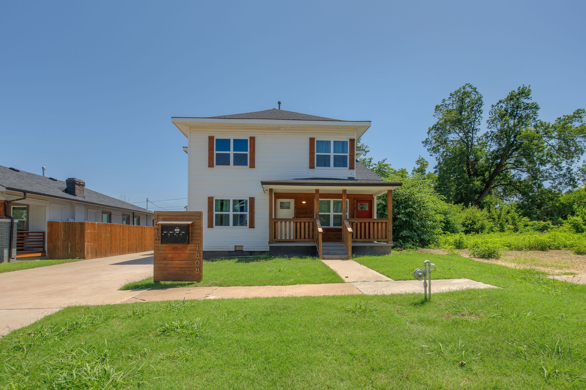 1810 NW 11th St, Oklahoma City, OK for sale Primary Photo- Image 1 of 17