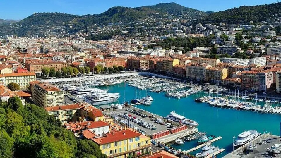 Retail in Nice for lease - Aerial - Image 3 of 3