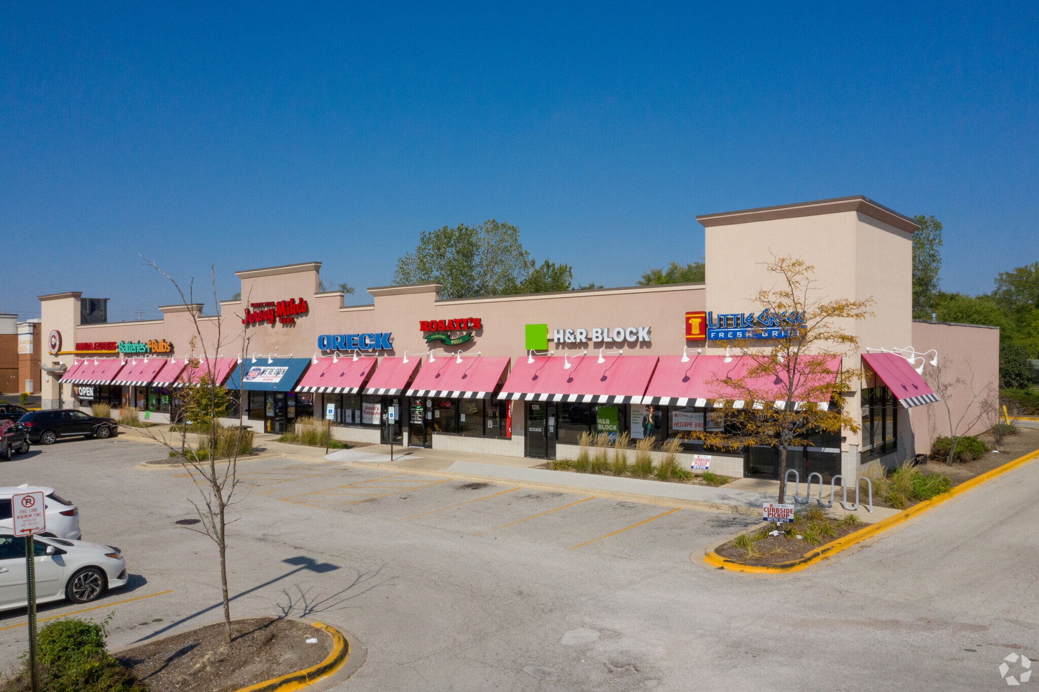 100-130 E Golf Rd, Schaumburg, IL for lease Primary Photo- Image 1 of 6