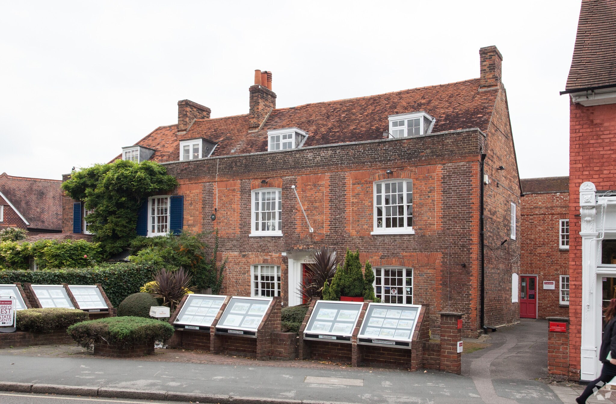 54 Church St, Weybridge for lease Primary Photo- Image 1 of 8