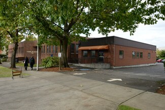 Plus de détails pour 10615 SE Cherry Blossom Dr, Portland, OR - Bureau à louer