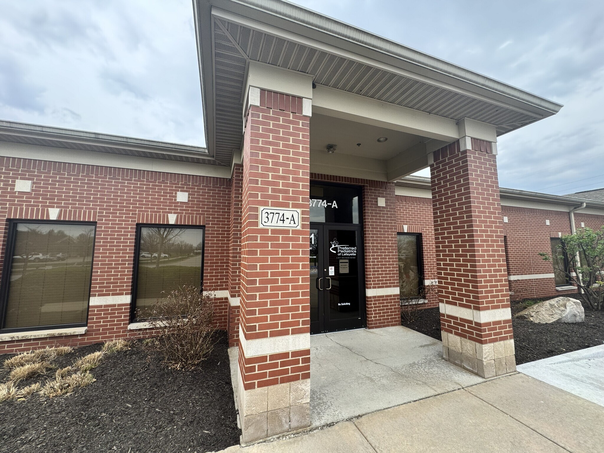 3774 Bayley Dr, Lafayette, IN for lease Primary Photo- Image 1 of 5