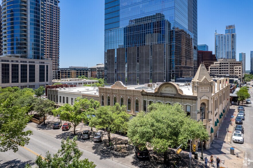 316 Congress Ave, Austin, TX à louer - Photo du bâtiment - Image 2 de 9