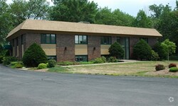 1020 7th North St, Liverpool, NY à louer - Photo du bâtiment - Image 2 de 10