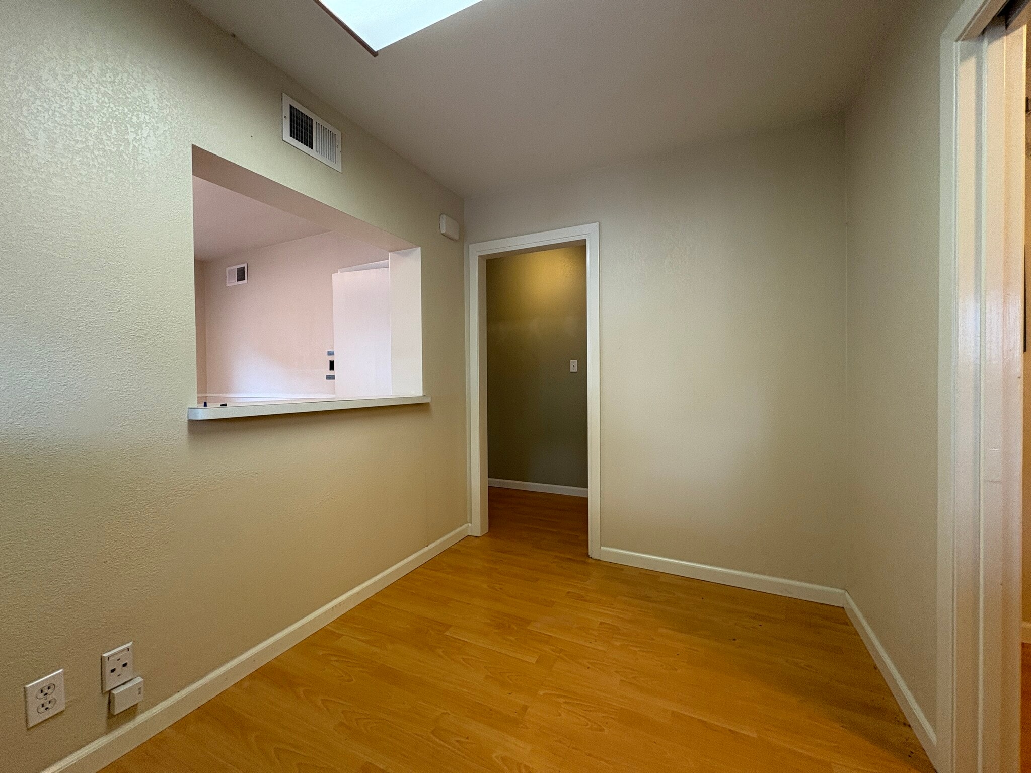 51 Renato Ct, Redwood City, CA à louer Photo intérieure- Image 1 de 4