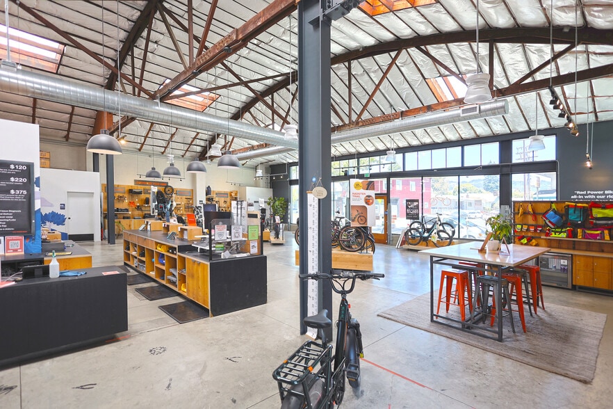 2734 San Pablo Ave, Berkeley, CA for lease - Interior Photo - Image 2 of 12
