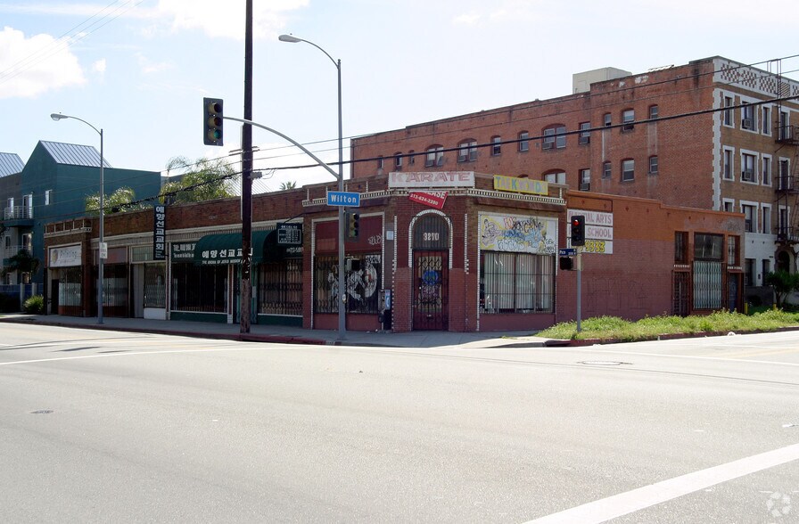 3260-3270 W Pico Blvd, Los Angeles, CA à louer - Photo du bâtiment - Image 2 de 7