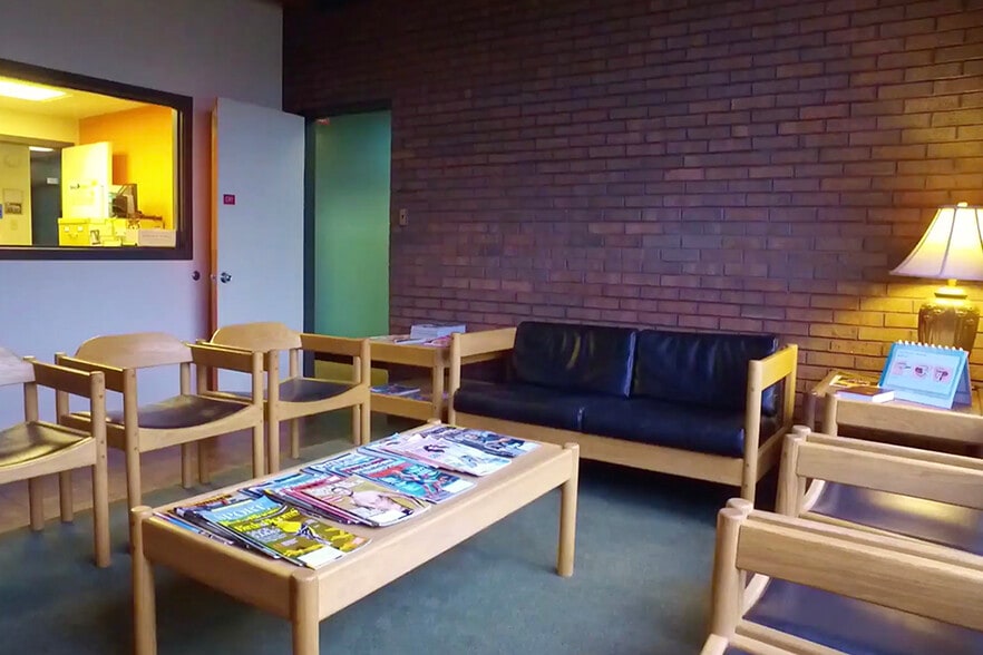 101 S Schanck Ave, Pen Argyl, PA for lease - Interior Photo - Image 2 of 15