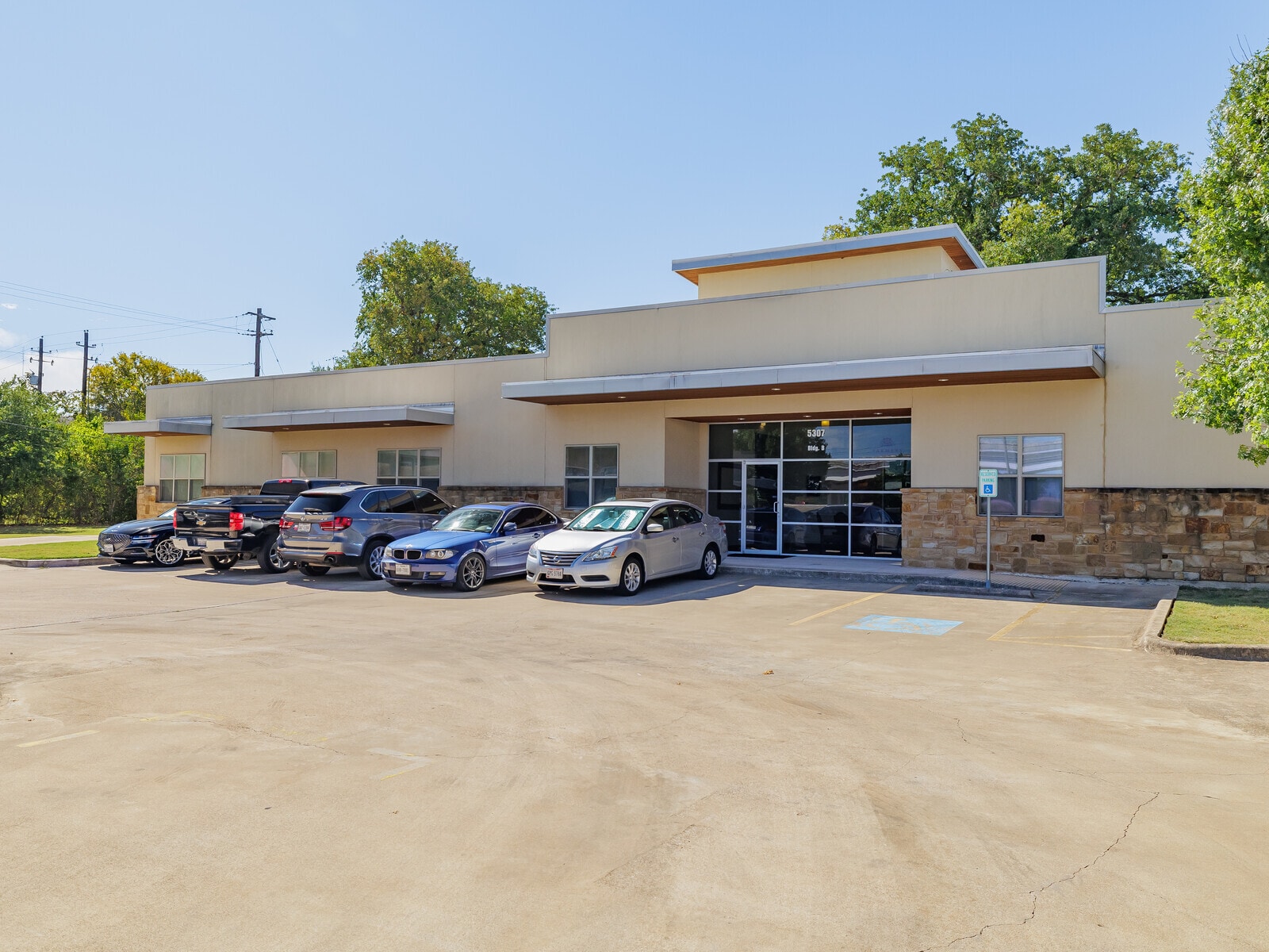 5307 W Us-290, Austin, TX for lease Building Photo- Image 1 of 6