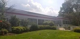 Plus de détails pour 1037 Compass Cir, Greensburg, PA - Médical à louer