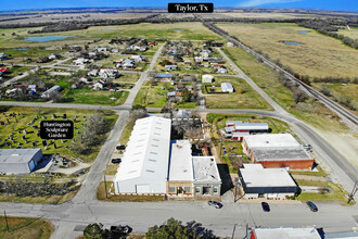 116 Hoxie St, Coupland, TX - aerial  map view