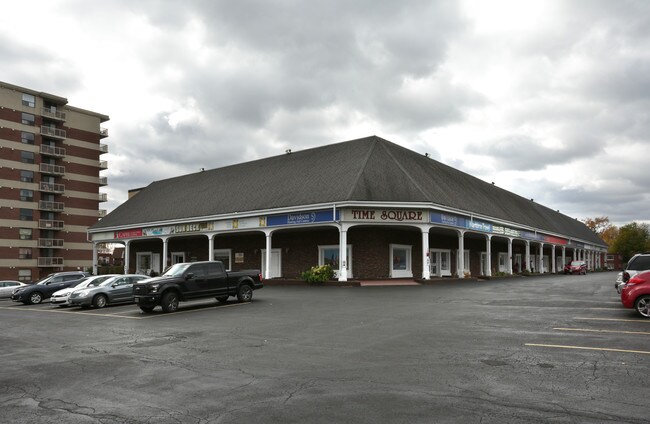 Plus de détails pour 100-126 Second St W, Cornwall, ON - Bureau, Bureau/Médical à louer