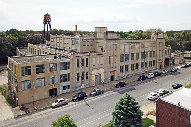 Plus de détails pour 300 E Godfrey Ave, Philadelphia, PA - Industriel à vendre