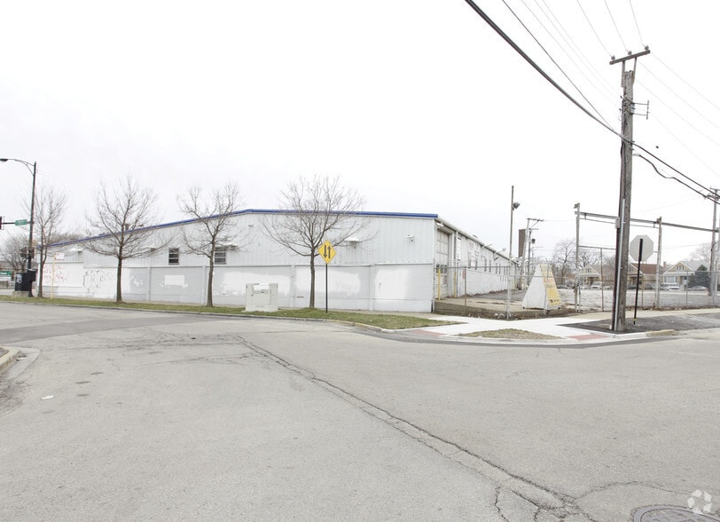 4530 S Archer Ave, Chicago, IL for sale - Building Photo - Image 2 of 6