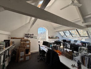 Toll Bridge Rd, Bath for lease Interior Photo- Image 1 of 1