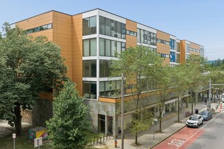 Plus de détails pour 131 E Green St, Ithaca, NY - Commerce de détail à louer