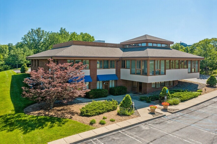 192 Tower Dr, Middletown, NY à louer - Photo du bâtiment - Image 1 de 13
