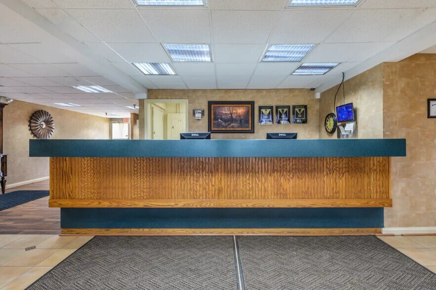 87 Jenkins Ln, Triadelphia, WV à vendre - Photo intérieure - Image 3 de 8