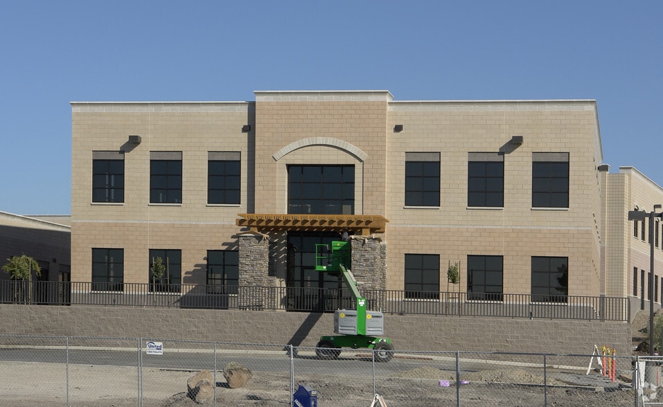 3252 Constitution Dr, Livermore, CA for lease - Building Photo - Image 2 of 4