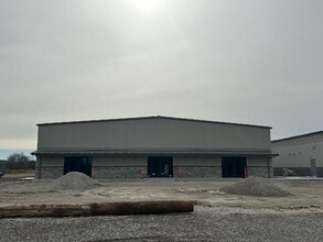 8506 US Highway 50, Lebanon, IL for lease Building Photo- Image 2 of 3