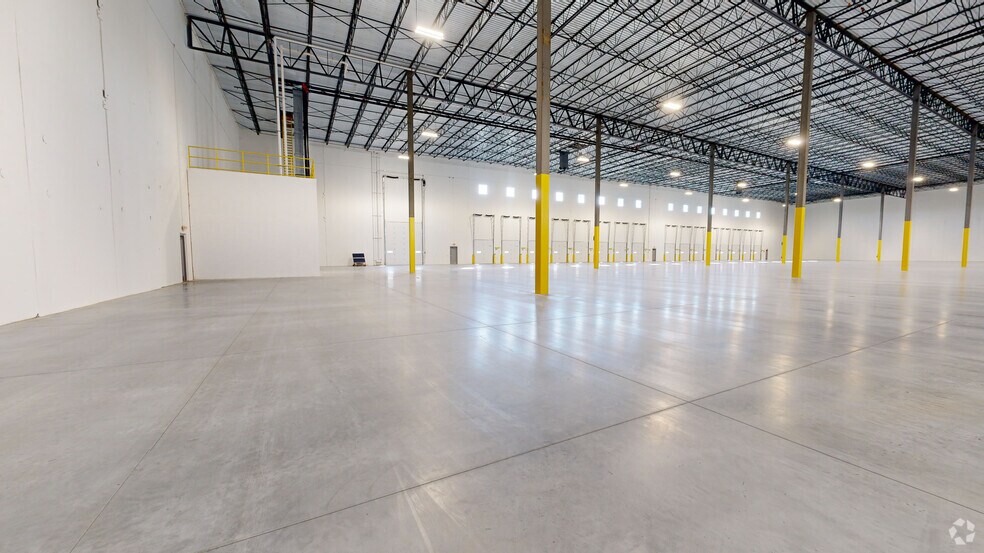 925 Newark Ave, Elizabeth, NJ à louer - Numérisation 3D de Matterport - Image 3 de 31