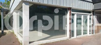 Plus de détails pour Commerce de détail à louer