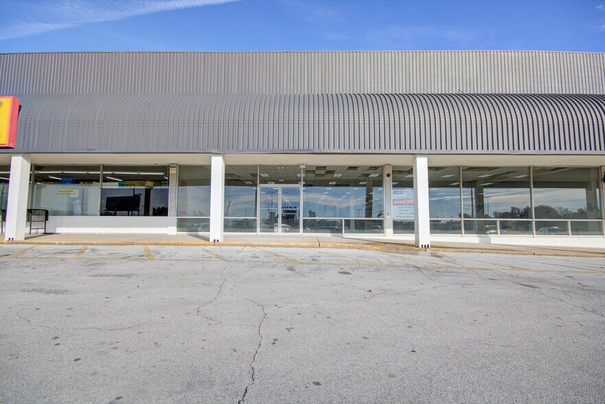 1520 6th Ave SE, Decatur, AL à louer - Photo du bâtiment - Image 3 de 9