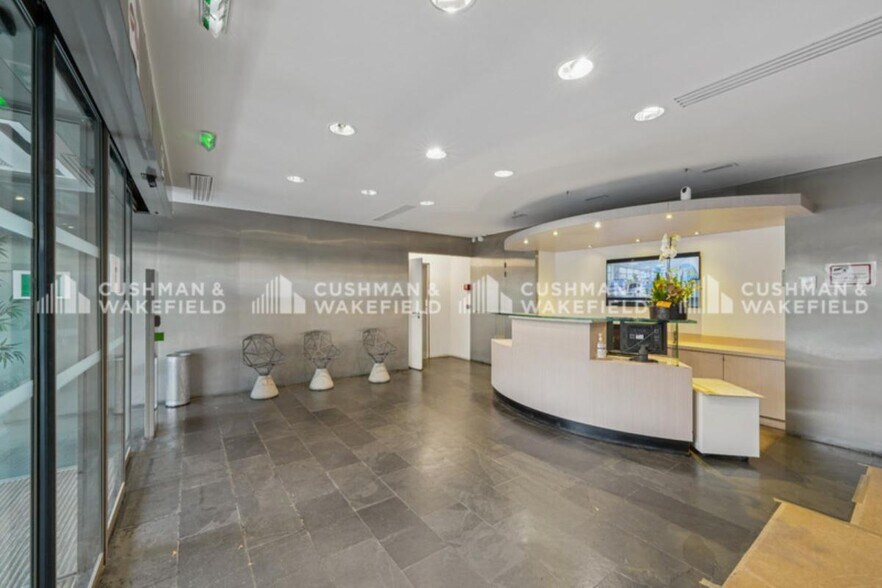 1-9 Avenue René Coty, Paris for lease - Interior Photo - Image 3 of 8