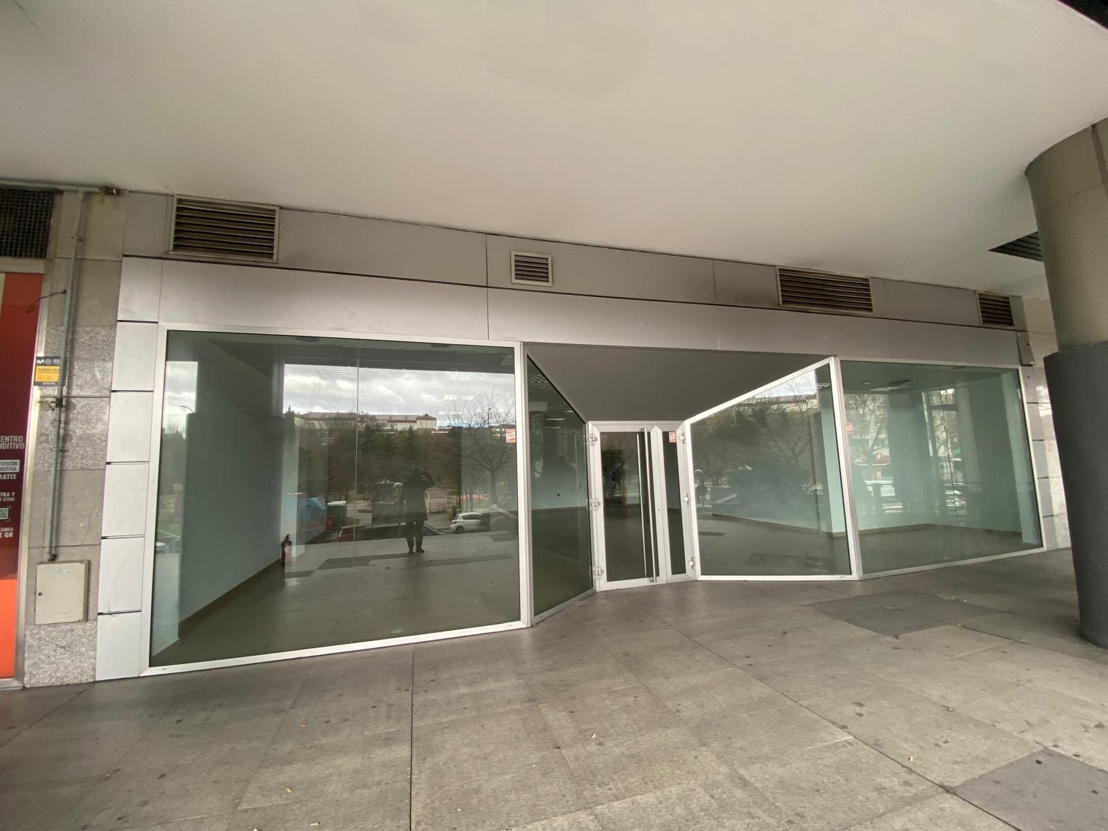 Calle de Arequipa, 1, Madrid, Madrid for lease Interior Photo- Image 1 of 3