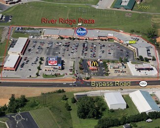 Plus de détails pour 640 River Ridge Plz, Brandenburg, KY - Bureau/Commerce de détail, Commerce de détail à louer