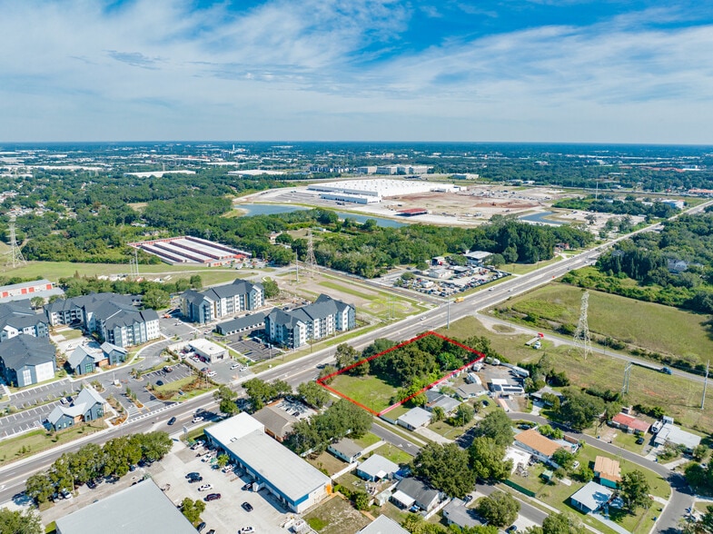 8501 Causeway Blvd, Tampa, FL for sale - Building Photo - Image 2 of 5