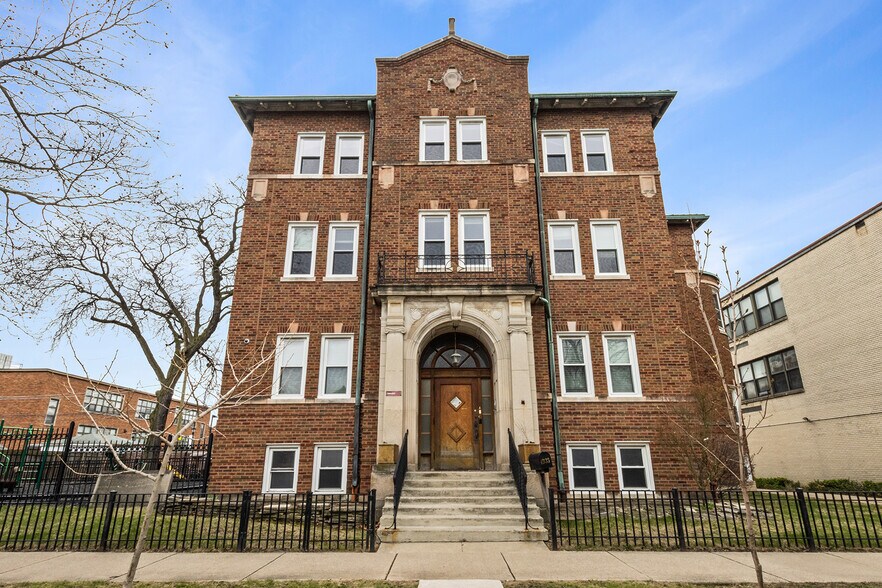 4925-4933 W Patterson Ave, Chicago, IL à vendre - Photo du bâtiment - Image 3 de 23