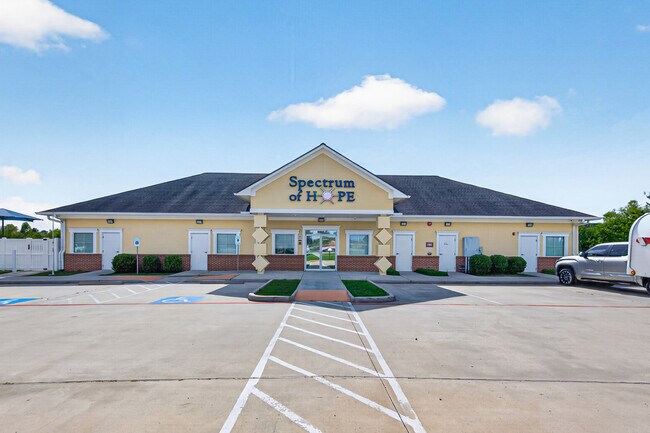 More details for 33043 Egypt Ln, Magnolia, TX - Retail for Sale